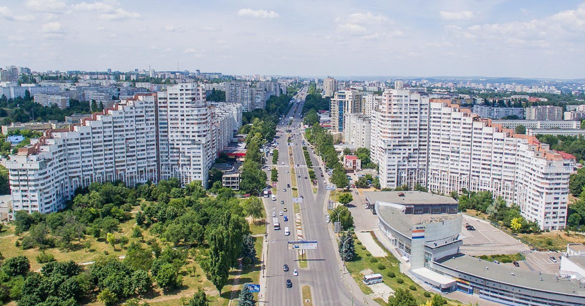 Parcurile de distracții și cluburile de noapte din Chișinău își sistează activitatea. Ce alte restricții sunt impuse de autorități